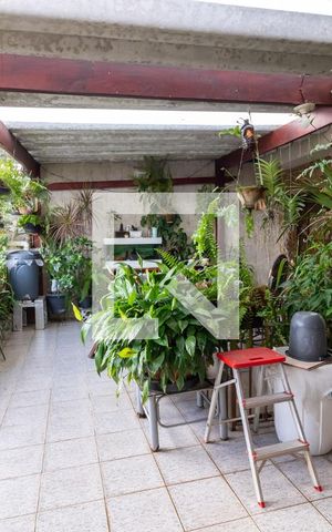Casa à venda com 300m², 3 quartos e 3 vagasQuintal / Varanda