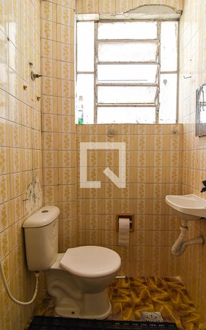 Studio à venda com 30m², 1 quarto e sem vaga Studio à venda com 30m², 1 quarto e sem vagaBanheiro