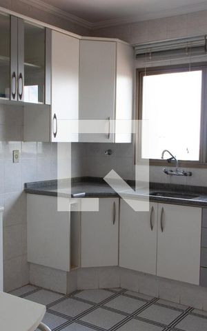 Apartamento para alugar com 111m², 3 quartos e 2 vagas Apartamento para alugar com 111m², 3 quartos e 2 vagasCOZINHA