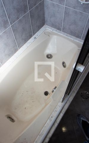 Apartamento para alugar com 111m², 3 quartos e 2 vagas Apartamento para alugar com 111m², 3 quartos e 2 vagasBANHEIRO DA SUITE