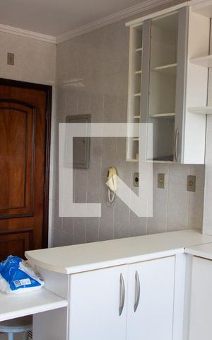 Apartamento para alugar com 111m², 3 quartos e 2 vagas Apartamento para alugar com 111m², 3 quartos e 2 vagasCOZINHA