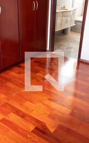 Apartamento para alugar com 111m², 3 quartos e 2 vagas Apartamento para alugar com 111m², 3 quartos e 2 vagasSUITE