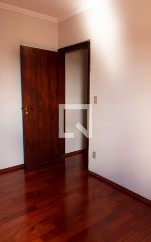 Apartamento para alugar com 111m², 3 quartos e 2 vagas Apartamento para alugar com 111m², 3 quartos e 2 vagasSUITE