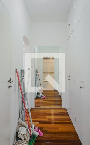 Apartamento à venda com 93m², 1 quarto e 1 vagaCorredor