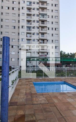 Apartamento para alugar com 70m², 2 quartos e 2 vagasPiscina