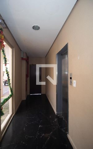 Apartamento à venda com 43m², 1 quarto e sem vaga Apartamento à venda com 43m², 1 quarto e sem vagaHall de entrada