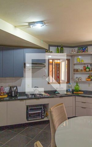 Casa para alugar com 117m², 3 quartos e 2 vagas Casa para alugar com 117m², 3 quartos e 2 vagasCozinha
