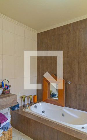 Casa para alugar com 117m², 3 quartos e 2 vagas Casa para alugar com 117m², 3 quartos e 2 vagasBanheiro