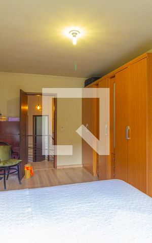 Casa para alugar com 117m², 3 quartos e 2 vagas Casa para alugar com 117m², 3 quartos e 2 vagasQuarto