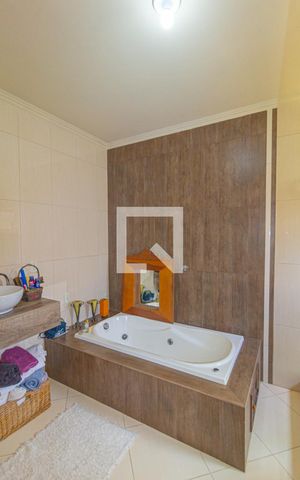 Casa para alugar com 117m², 3 quartos e 2 vagas Casa para alugar com 117m², 3 quartos e 2 vagasBanheiro