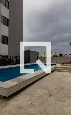 Apartamento à venda com 38m², 2 quartos e sem vaga Apartamento à venda com 38m², 2 quartos e sem vagaÁrea comum - Piscina