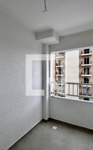 Apartamento para alugar com 35m², 2 quartos e sem vaga Apartamento para alugar com 35m², 2 quartos e sem vagaSacada