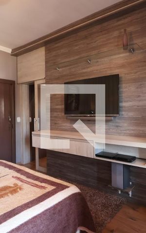 Casa à venda com 192m², 2 quartos e 2 vagasQuarto Suíte