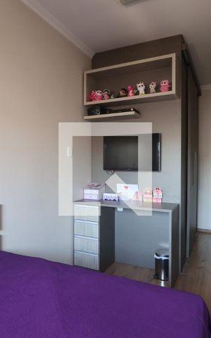 Casa à venda com 192m², 2 quartos e 2 vagasQuarto 2 - Armários