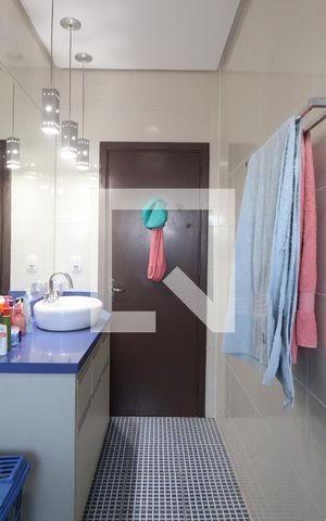 Casa à venda com 192m², 2 quartos e 2 vagasBanheiro