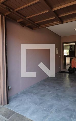 Casa à venda com 192m², 2 quartos e 2 vagasGaragem