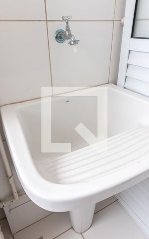 Apartamento à venda com 83m², 2 quartos e 2 vagasÁrea de Serviço