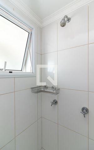 Apartamento à venda com 83m², 2 quartos e 2 vagasBanheiro da Suíte 2