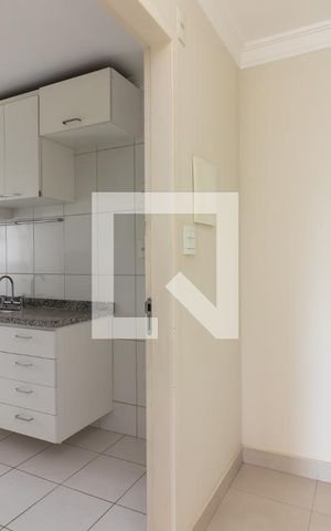 Apartamento à venda com 83m², 2 quartos e 2 vagasCorredor de Entrada
