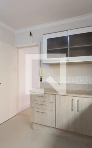 Casa para alugar com 170m², 3 quartos e 2 vagasCozinha