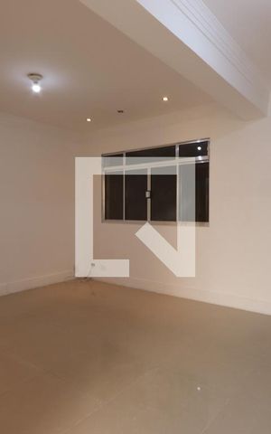 Casa para alugar com 170m², 3 quartos e 2 vagasSala