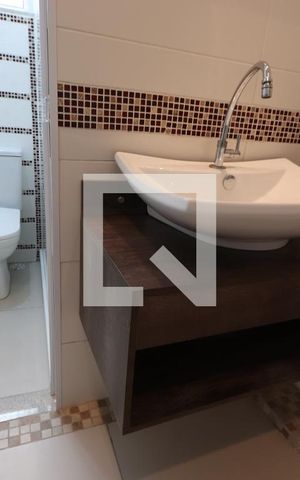 Casa para alugar com 170m², 3 quartos e 2 vagasLavabo