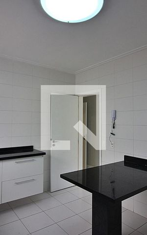 Apartamento para alugar com 155m², 4 quartos e 3 vagasCozinha