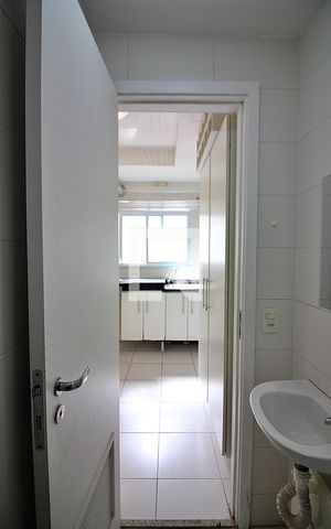 Apartamento para alugar com 155m², 4 quartos e 3 vagasBanheiro de serviço