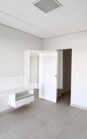Casa de condomínio para alugar com 300m², 4 quartos e 4 vagasQuarto 1 - Suíte