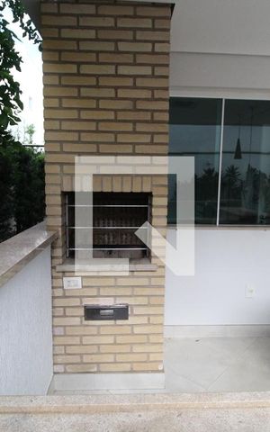 Casa de condomínio para alugar com 300m², 4 quartos e 4 vagasChurrasqueira