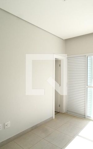 Casa de condomínio para alugar com 300m², 4 quartos e 4 vagasQuarto 4 - Suíte
