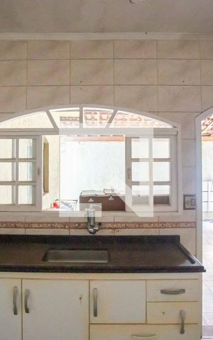 Casa à venda com 405m², 2 quartos e 1 vagaCozinha