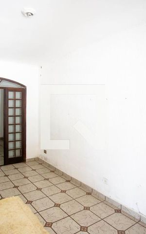 Casa à venda com 405m², 2 quartos e 1 vagaSala de TV