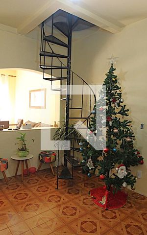 Casa à venda com 211m², 5 quartos e 1 vagaSala 2