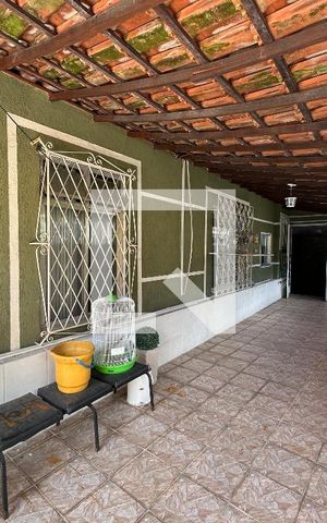 Casa à venda com 211m², 5 quartos e 1 vagaÁrea comum