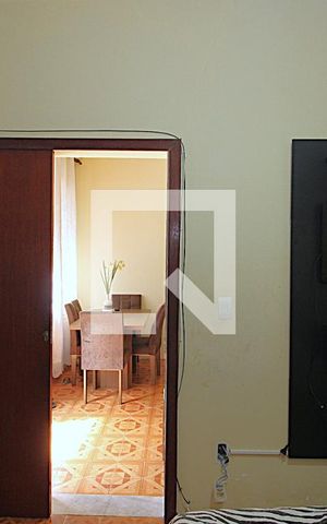 Casa à venda com 211m², 5 quartos e 1 vagaQuarto 1