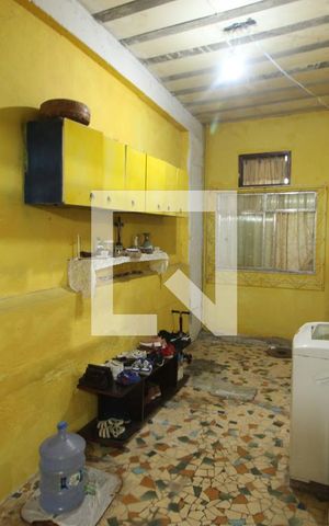 Casa à venda com 211m², 5 quartos e 1 vagaÁrea de Serviço