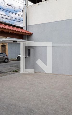 Casa à venda com 85m², 3 quartos e 3 vagas Casa à venda com 85m², 3 quartos e 3 vagasÁrea comum