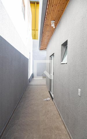 Casa à venda com 85m², 3 quartos e 3 vagas Casa à venda com 85m², 3 quartos e 3 vagasÁrea comum