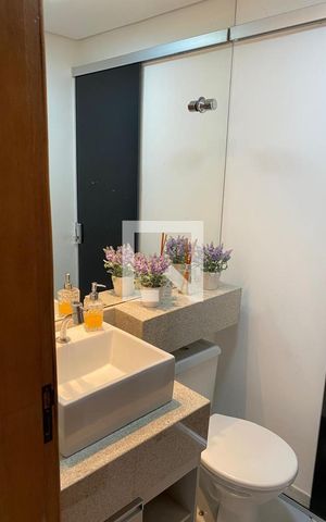 Casa à venda com 100m², 2 quartos e 2 vagas Casa à venda com 100m², 2 quartos e 2 vagasLavabo
