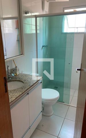 Casa à venda com 100m², 2 quartos e 2 vagas Casa à venda com 100m², 2 quartos e 2 vagasBanheiro