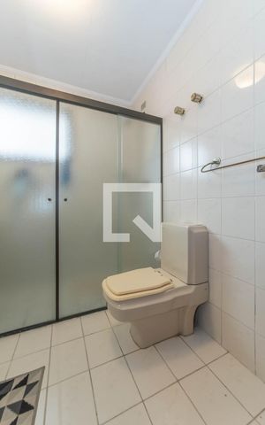 Apartamento à venda com 350m², 4 quartos e 4 vagasBanheiro da Suíte 3