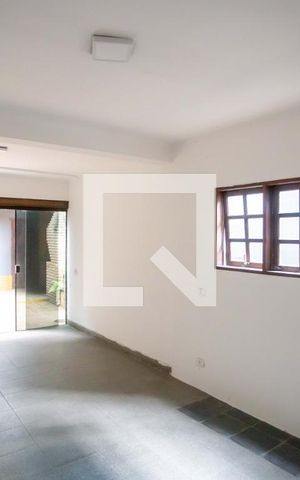 Casa à venda com 288m², 4 quartos e 2 vagasQuarto 1