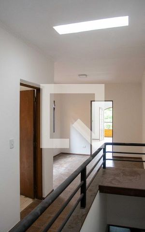Casa à venda com 288m², 4 quartos e 2 vagasSala 4