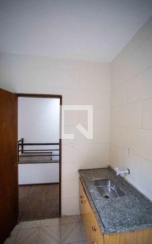 Casa à venda com 288m², 4 quartos e 2 vagasCozinha