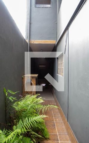 Casa à venda com 288m², 4 quartos e 2 vagasQuintal