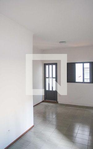Casa à venda com 288m², 4 quartos e 2 vagasQuarto 2