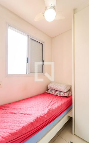 Apartamento à venda com 234m², 3 quartos e 4 vagas Apartamento à venda com 234m², 3 quartos e 4 vagasQuarto de Serviço