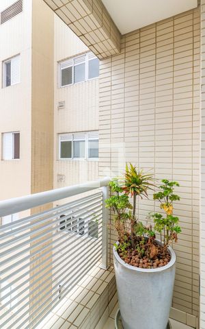 Apartamento à venda com 234m², 3 quartos e 4 vagas Apartamento à venda com 234m², 3 quartos e 4 vagasVaranda do Quarto