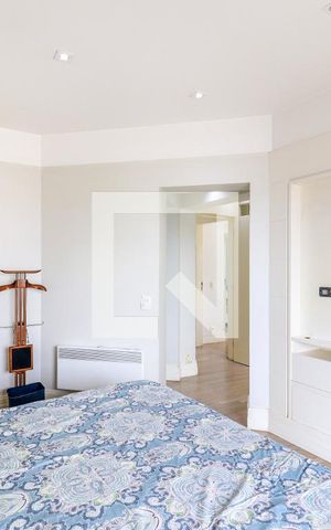 Apartamento à venda com 234m², 3 quartos e 4 vagas Apartamento à venda com 234m², 3 quartos e 4 vagasSuíte 1